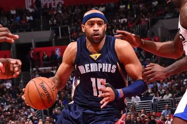 牛棚在季中 牛棚在季中